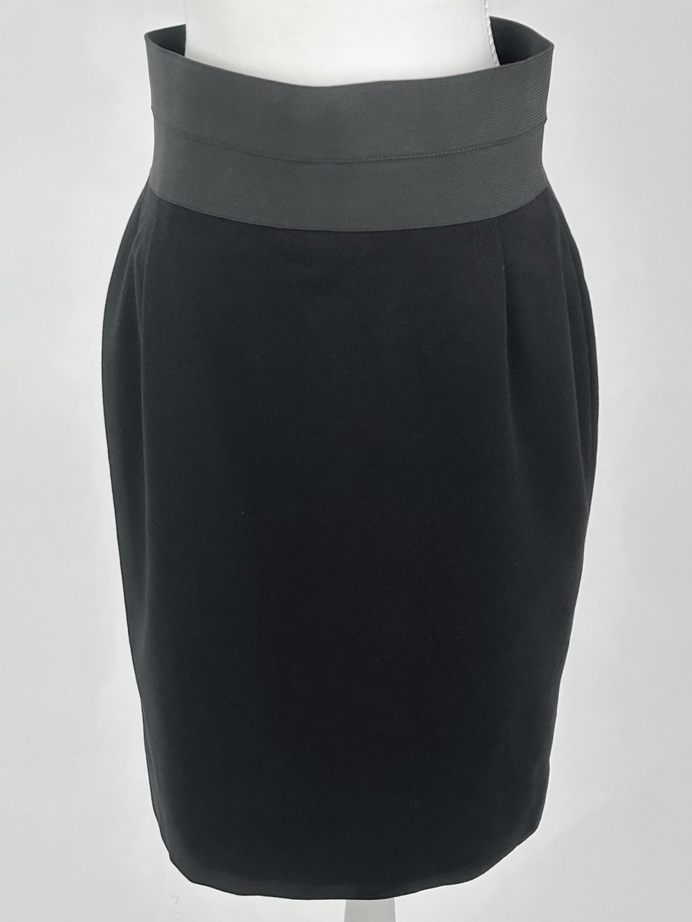 Akris Punto Black Pencil Skirt Gray Wide Waist Stretch Jersey Size 8